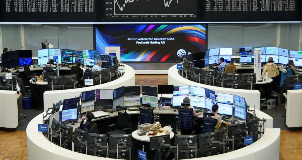 أسهم أوروبا تتراجع بضغط من هبوط قطاع التكنولوجيا وتخوف من الفائدة
