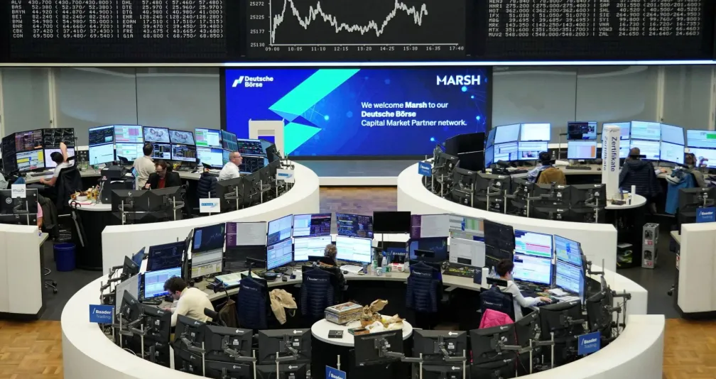 الأسهم الأوروبية تتجه لتحقيق أكبر مكاسب أسبوعية منذ أغسطس